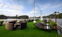 Sundeck , LPS